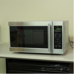 Hamilton Beach Stainless Steel 0.7 cu ft 700W Microwave Oven